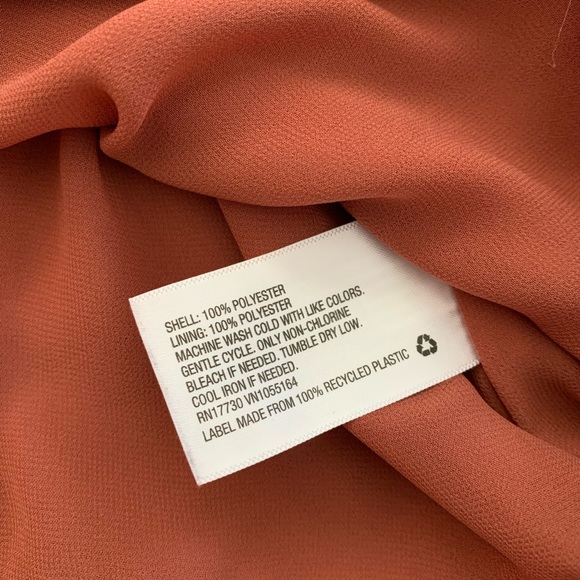 Button Tank - Picture 4 of 4